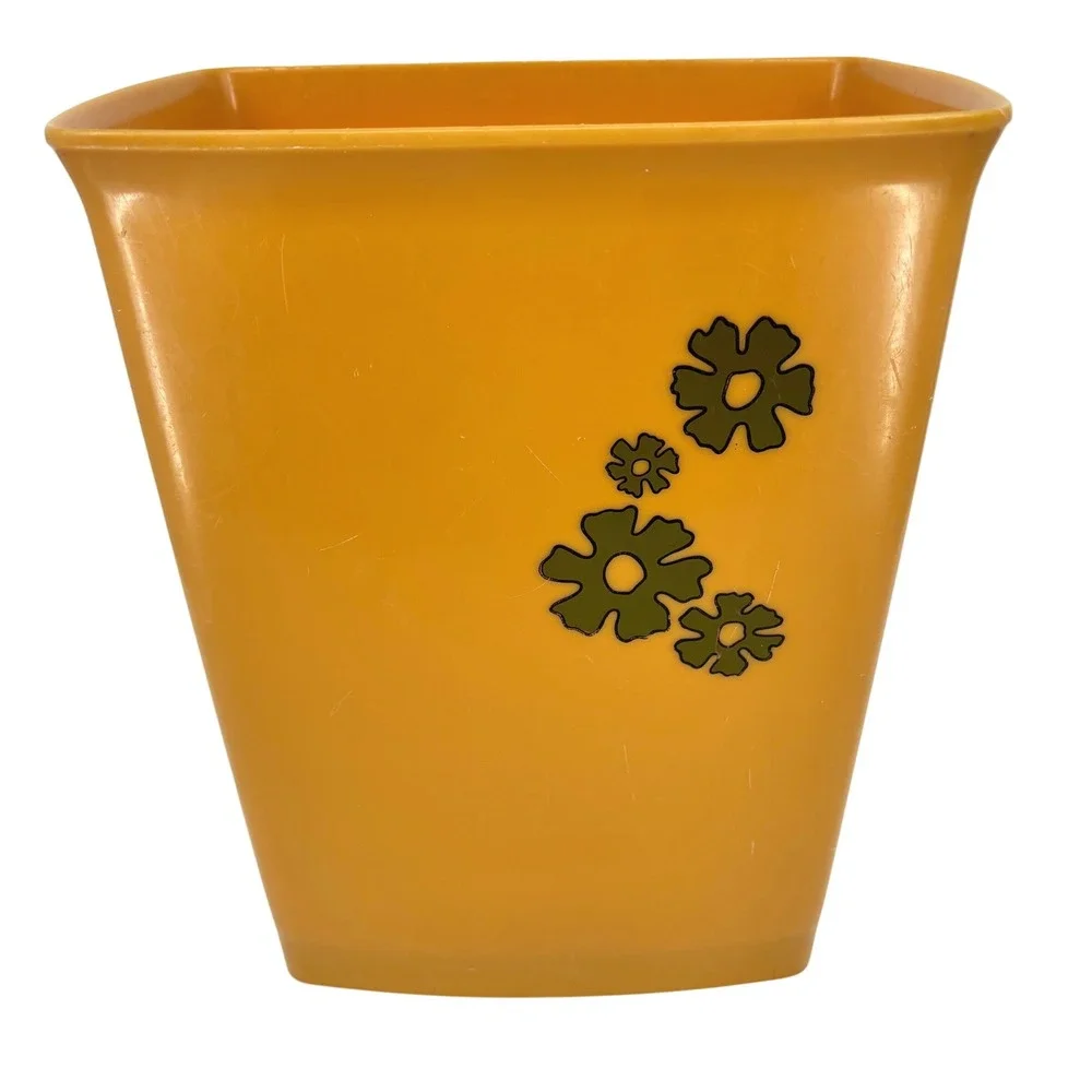 Vintage Mustard Yellow Floral Plastic Wastebasket Retro 70s Trash Can 12.5 in